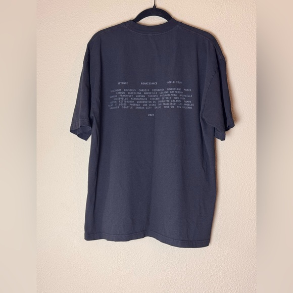 BEYONCÉ RENAISSANCE WORLD TOUR 2023 L/XL - Picture 2 of 3